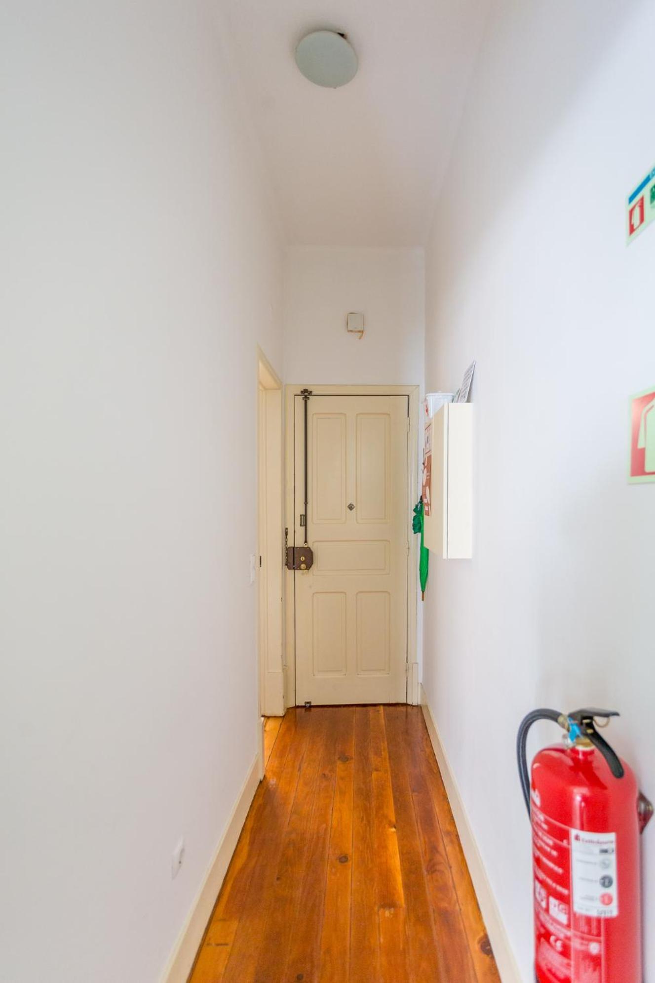 Be Local - Flat With One Bedroom In Moscavide - Lisboa Luaran gambar